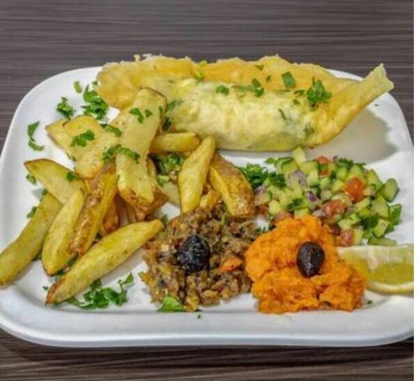 ASSIETTE BRICK (BRICK, SALADE, FRITES)