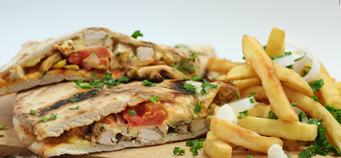 MAKLOUB (Salade, Tomate, Oignon, Sauce, Viande)